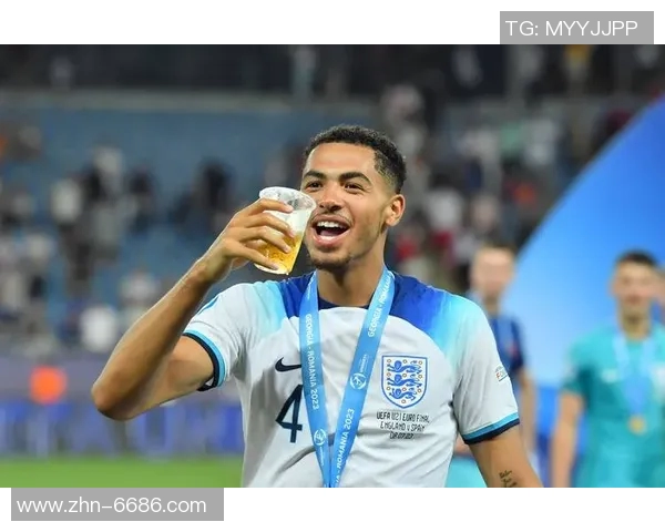 利物浦官方宣布签下曼城15岁青训门将阿尔菲杜利引发关注