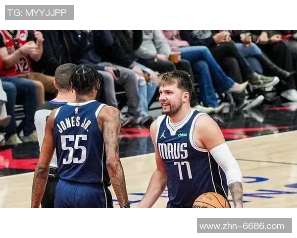 明日独行侠对阵马刺加福德状态升级成疑能否出战引关注