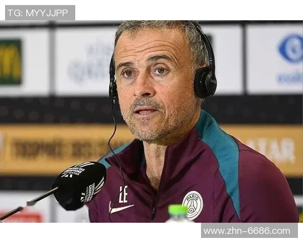 恩里克因伤病潮调整战术多名球员尝试伪九号位新角色